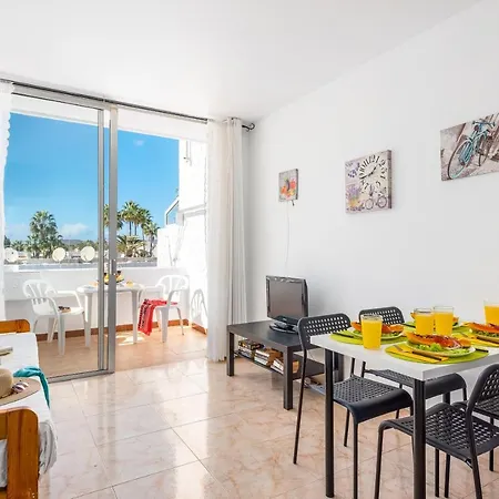 Apartment 618 Light El Chaparral