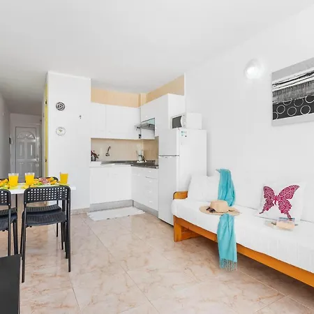 Apartment 618 Light El Chaparral